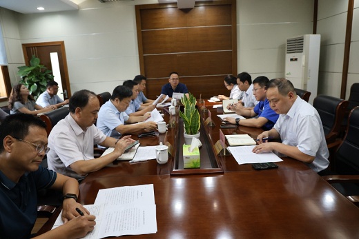 市領(lǐng)導(dǎo)來六國(guó)化工走訪調(diào)研